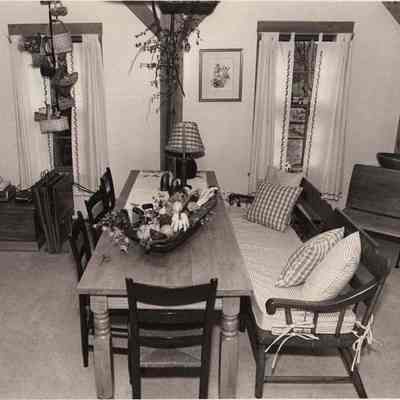 A photo view of interior of a room. 11/31/1992.