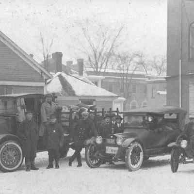 Vehicles at Town Hall Place