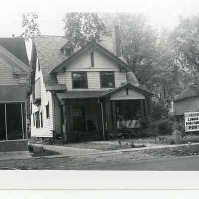 P. J. Meserve House, 5 Pleasant St