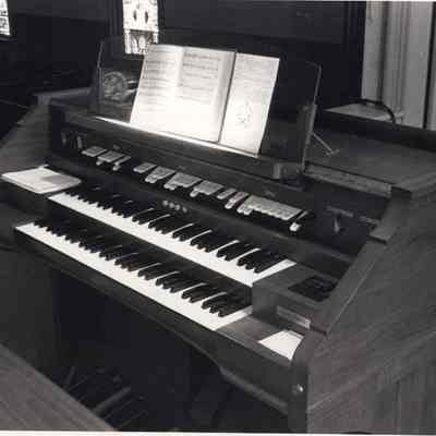 Organ Keyboard at the United Methodist Church