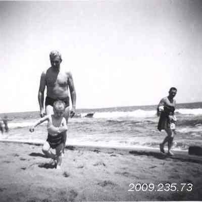 A photo of Manville & Scott Gordon.
