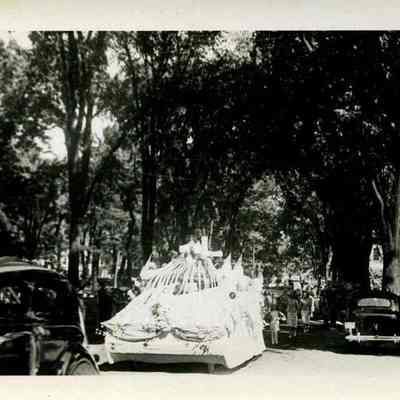 A Float at the Brunswick Bicentennial Parade