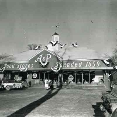 A & P Store on Maine Street