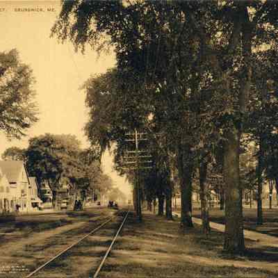 Maine Street Looking North