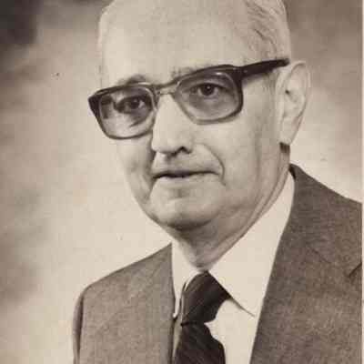 A photo view of Joseph D. Kamin. 3/4/1982.