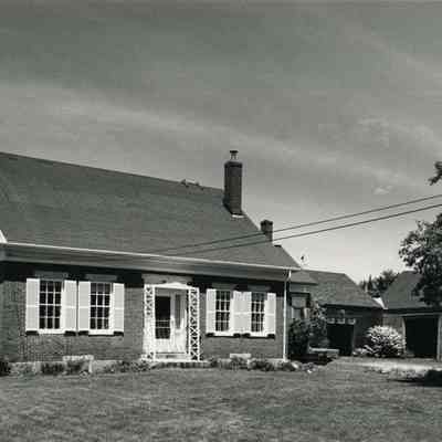 A photo of the Randall House.