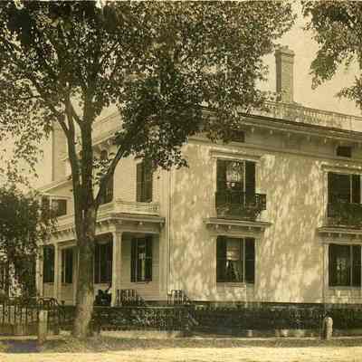 Skolfield House at 157 Park Row