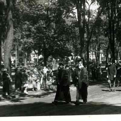 Academics at the Brunswick Bicentennial Parade