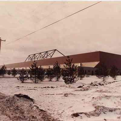 A photo view of BNAS Hanger # 5.