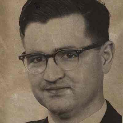 A photo view of Prof. John E. Sheats of Brunswick. 2/12/1969.