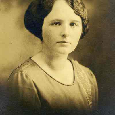 Mary Hunter BHS 1924 Brunswick High School Schools - Brunswick High School Brunswick high School - Classes