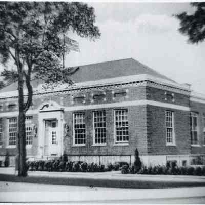 US Post Office in Brunswick, Maine