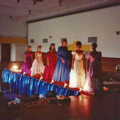 the contestants completing the turns