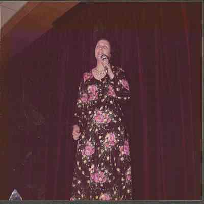 Joline Lachance is singing "Close to You