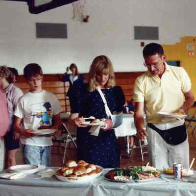 Brad Adams, Debbie and dancers parents picking up food