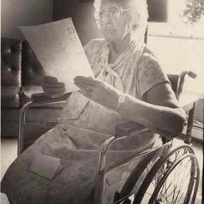 A photo view of Ruth Steele. 8/11/1988.