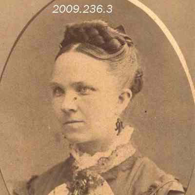 A photo of Margaret Pennell.