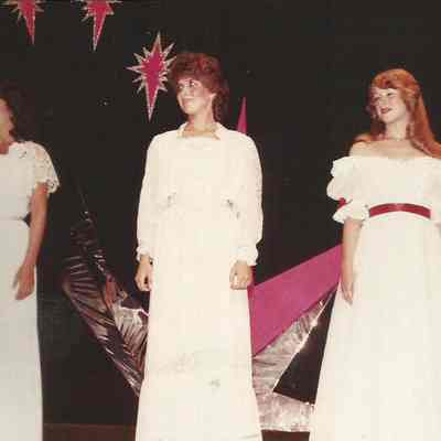 A color photograph of the girls at the end of quarter turns.
