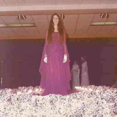 Contestant #5 Barbara Aldridge is the daughter of Mr. & Mrs.Bob Aldridge