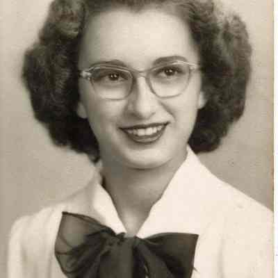 Rita Rues