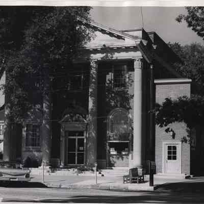 First National Bank, Maine Street