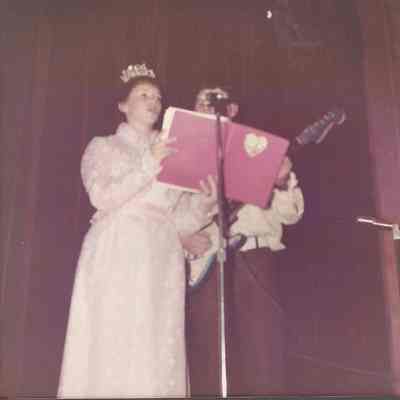 Sharon Hinckley and Bob Duchame singing