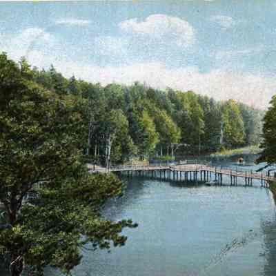 Merrymeeting Park Pond