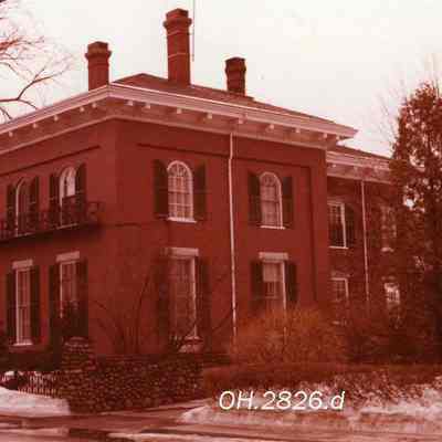 11 Lincoln Street.