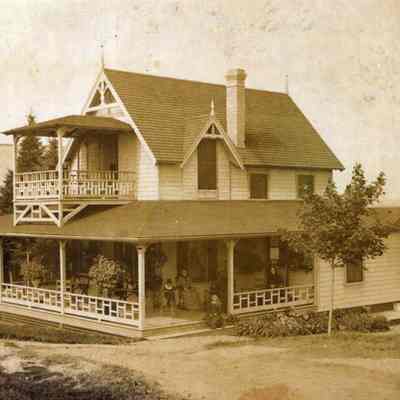 90 Central Avenue, Mere Point