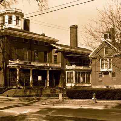 A photo view of the Skolfield-Whittier House. Late 1978.