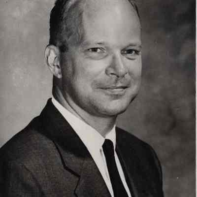 A photo view of Henry C. Thomas.