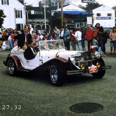 Shriners in Car