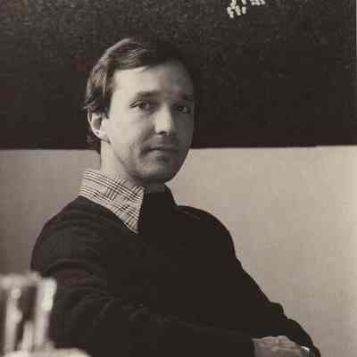 A photo view of Robert B. Jarratt.