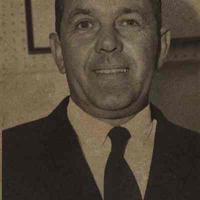 A photo view of Milton H. Savage.