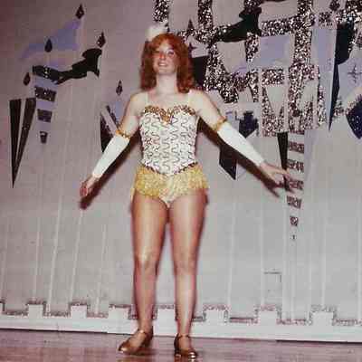 A color photograph of Anita Lashbrook contestant #7.