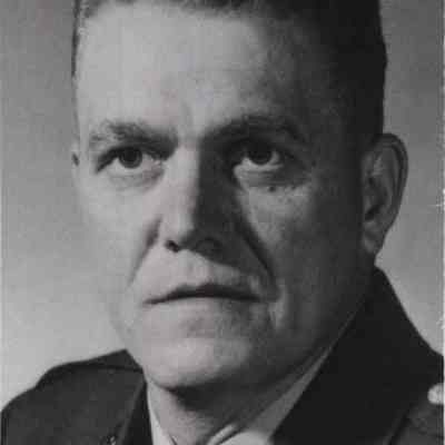 A photo view of Silas Hughes.