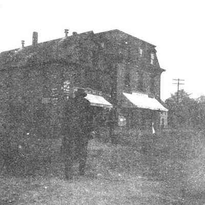 A photo of the Senter Block, Maine St.