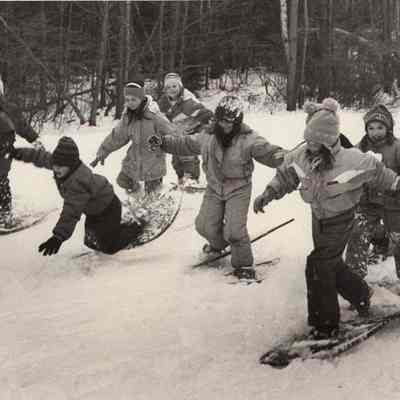 A photo view of Brownie Troop #733. 2/14/1992.
