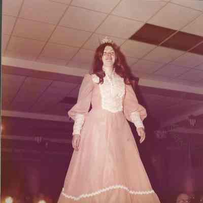 introduction of Brunswick Teen Queen 1974 Debbie Jellison.