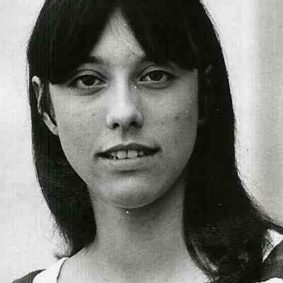 A B/W photograph of Dawnella Coffin contestant #8