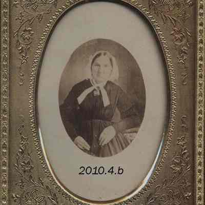 A photo of Mrs. George Skolfield.
