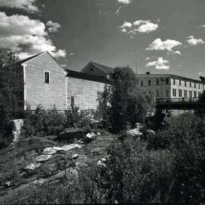 Bowdoin Mill