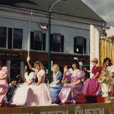 Brunswick's 250th anniversary parade