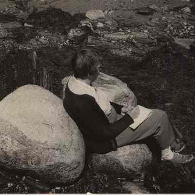 A photo view of Miriam Stover Thomas. 8/24/1979.