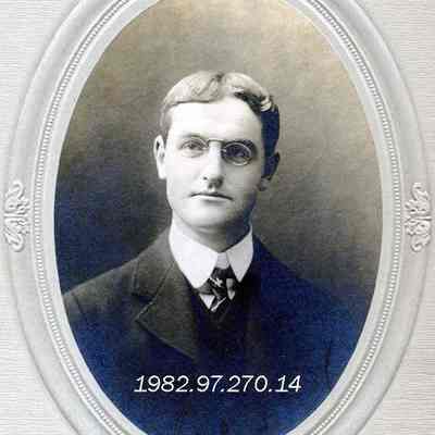 Frank Edward.