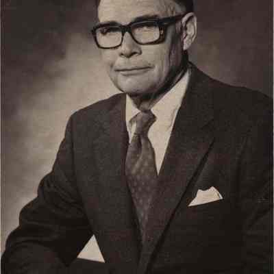 A photo view of Dr. A. Leroy Greason.