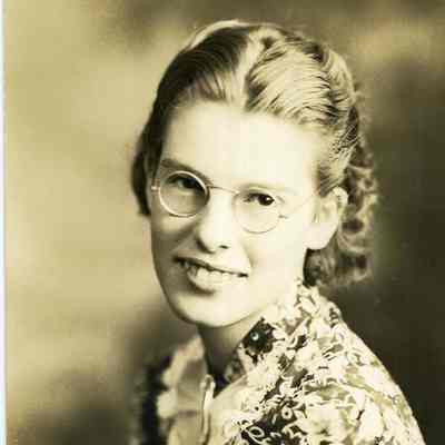 Beatrice Snow (Dubois)