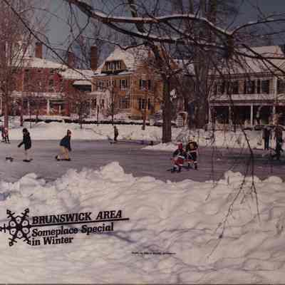 Skating on the Mall.