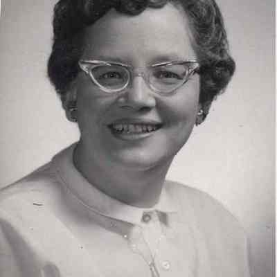A photo view of Margaret Varney.