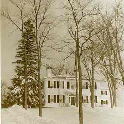 House on the corner of High and Maine Streets